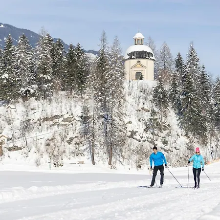 Schrofenblick Aparthotel 4*