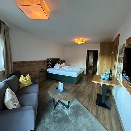 Aparthotel Schrofenblick Mayrhofen