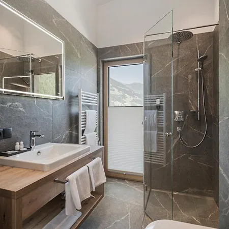 Schrofenblick Aparthotel Mayrhofen