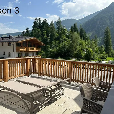 Schrofenblick * Mayrhofen