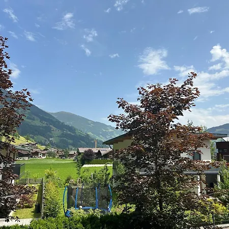 Aparthotel Schrofenblick Mayrhofen