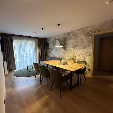 Schrofenblick Alpen Resort