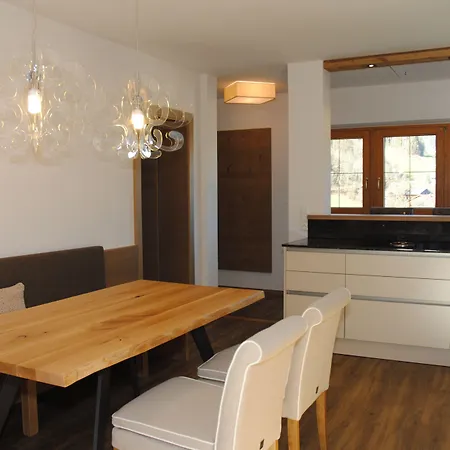 Aparthotel Schrofenblick