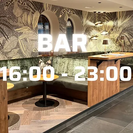 Schrofenblick Aparthotel 4*