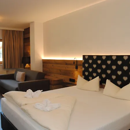 Aparthotel Schrofenblick