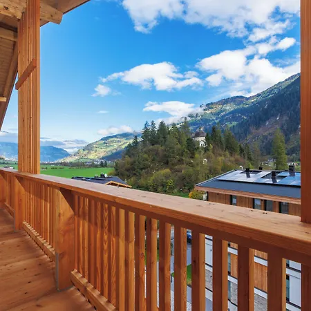 Aparthotel Schrofenblick 4*