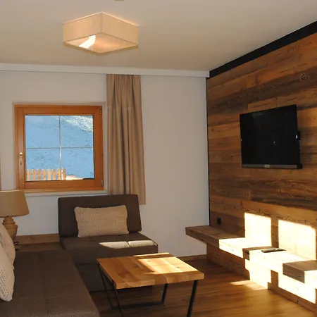 Schrofenblick Apartahotel