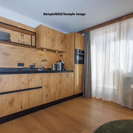 Schrofenblick Apartahotel 4*