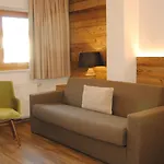 아파트호텔 Schrofenblick 4*